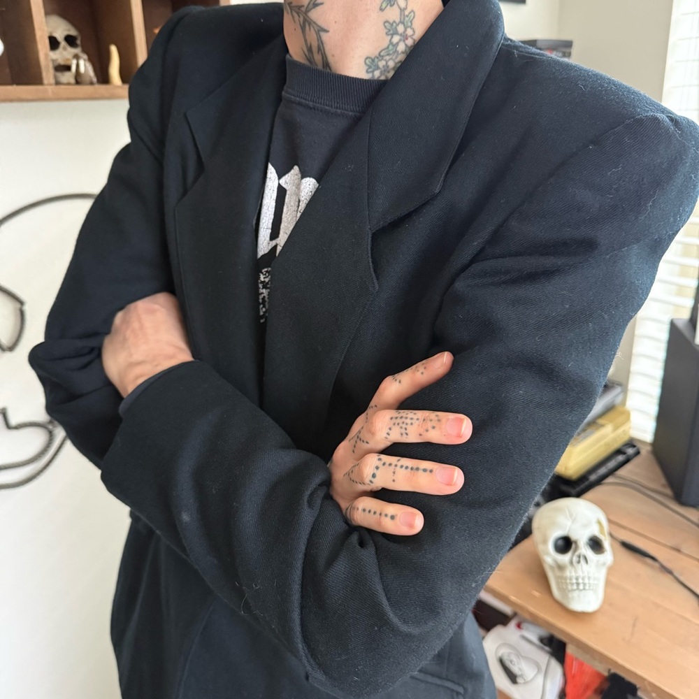 ๐ SOLD ๐ Vintage 80s Black Worsted Wool Single Button Blazer by Prophecy ~ Small - Picture 4 of 8